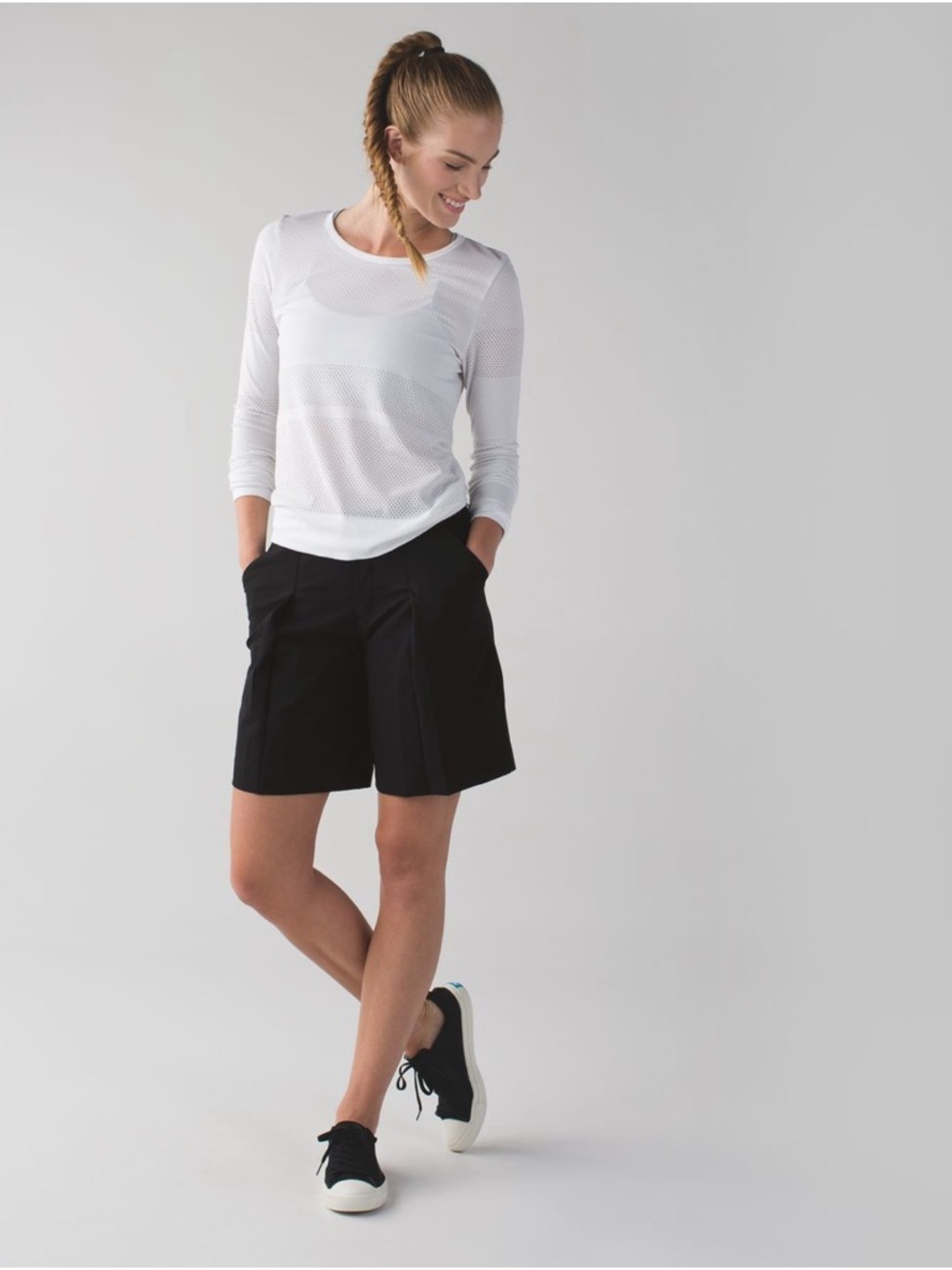 Lululemon Long Story Pleated Shorts- Black